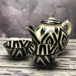 Czajnik i dwie czarki ceramiczne, ręcznie zdobione "Dzika zebra"